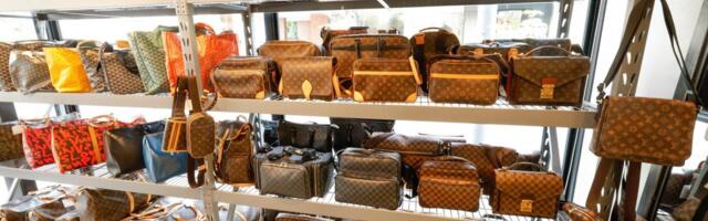 Žene se grabe za retro model Luj Vitona: Kultna torba se vraća na velika vrata