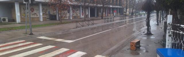 Semafor na frekventnoj saobraćajnici danima ne radi