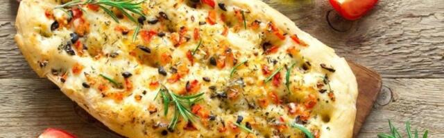 ITALIJANSKA FOKAČA OD KOJE MIRIŠE NA CELA KUĆA! Malo sastojaka, a ukus za pamćenje