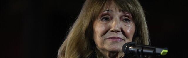 Ova fatalna brineta je unuka Ljiljane Stjepanović: Gledali ste je u "Selo gori, a baba se češlja" (FOTO)