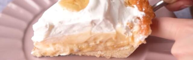 Pita sa kremom od banana: Recept za najlepši letnji desert koji se topi u ustima