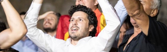 ABAZOVIĆ: Nisam adresa za veštačko disanje Ðukanoviću