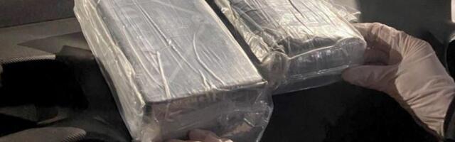 HAPŠENJE DILERA U BEOGRADU! Zaplenjeno dva kilograma kokaina! (FOTO)