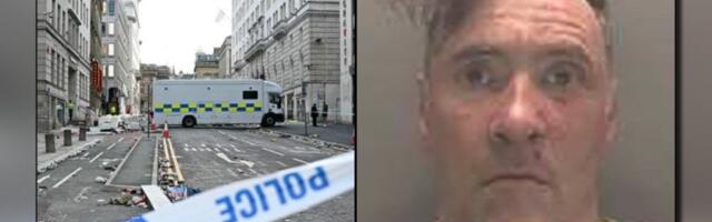 "Ljudi su ležali svuda, mislio sam da su teroristi": Pokosio više od 130 ljudi, a onda jecao na sudu i priznao delo (FOTO/VIDEO)