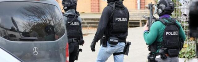 Neredi u Nemačkoj: Desetine povređenih osoba u žestokom okršaju demonstranata sa omladinom AfD! (VIDEO)