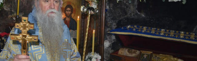 EVO KAKO ĆEMO SE U OVOM POSTU OSLOBODITI SVIH GREHOVA: Poruka mitropolita Joanikija sa manastirske slave u Ostrogu odjeknula jače od crkvenih zvona