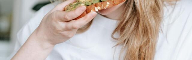 Zaboravite na stroge dijete: 10 malih navika koje "tope" kalorije bez osećaja gladi