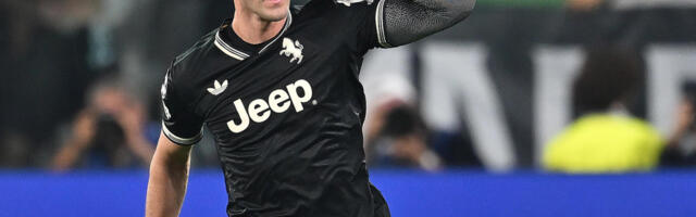 Vlahović i Strahinja Pavlović postaju saigrači? Milan krenuo po napadača Juventusa