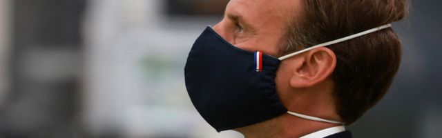 Макрон: Француска неће уклањати статуе из колонијалне ере