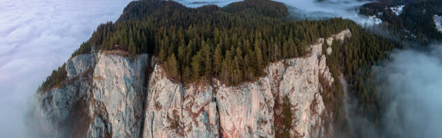 Crvene stijene proglašene spomenikom prirode