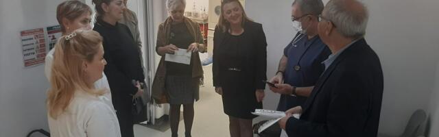 Medicinska oprema vrednosti oko tri miliona dinara donirana Domu zdravlja „Sveti Đorđe“ u Topoli