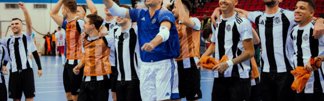 Partizan demostrirao silu! Crno-beli razbili Zvezdu, pa zakazali borbu za trofej (FOTO)