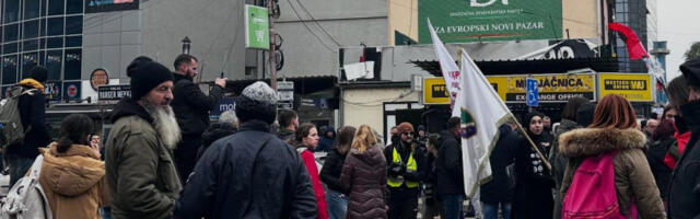 Вехабије на блокадерском протесту у Новом Пазару