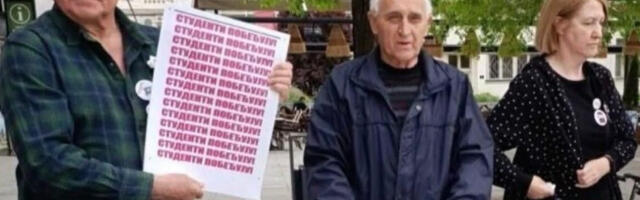 Порука подршке блокадерима стигла и са егзотичне плаже у Египту