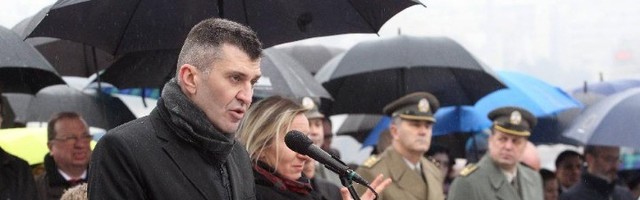 Ljubodrag Stojadinović: Vozač gospođe Tabaković