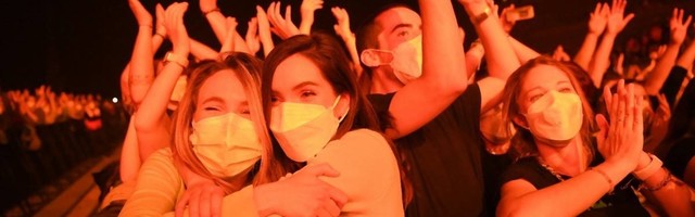 Eksperimentalni korona koncert za 5.000 nevakcinisanih ljudi u Barseloni je uspeo