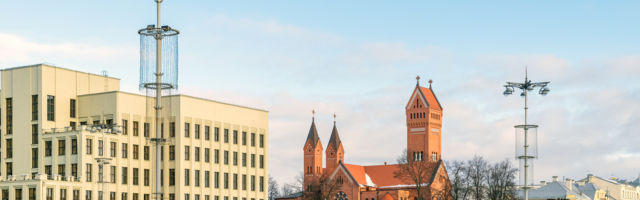Šta iskustva drugih jednopartijskih sistema poručuju opoziciji u Srbiji?