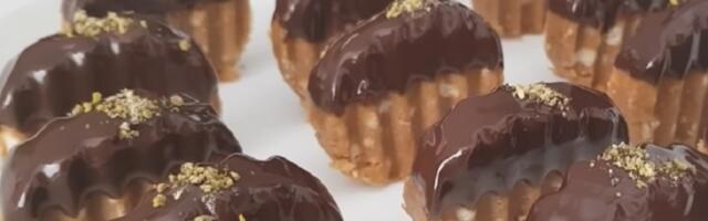 Sitni kolači od keksa