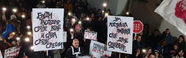 Pritisci na nastavnike u kragujevačkoj Medicinskoj školi