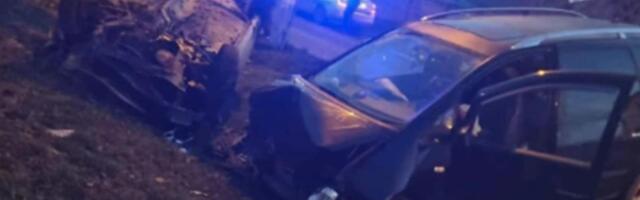 KARAMBOL U NOVIM KARLOVCIMA KOD INĐIJE: Prva slika s lica mesta jezivog prevrtanja, povređeno četvoro (FOTO)