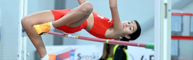 Mlađa Topićeva ćerka oduševila javnost i potvrdila da ide stopama sestre Angeline! /FOTO/