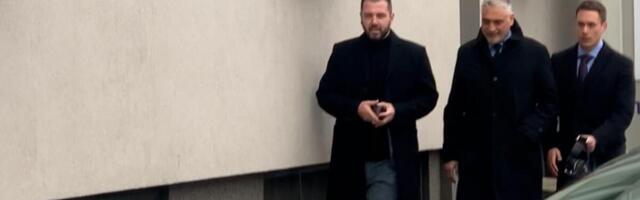 ČEDA JOVANOVIĆ I ACA KOS SA JOŠ JEDNIM ČOVEKOM STIGLI U POLICIJU! Došli da daju izjavu nakon brutalne tuče! (FOTO)