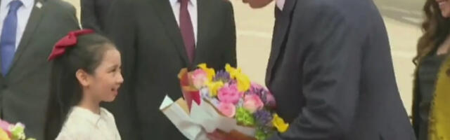 VUČIĆ STIGAO U KINU! Doček na najvišem nivou: Posebna čast za predsednika Srbije! (VIDEO)