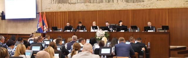 Opozicija tvrdi da se u Vojvodini sprovodi čistka nepodobnih u administraciji