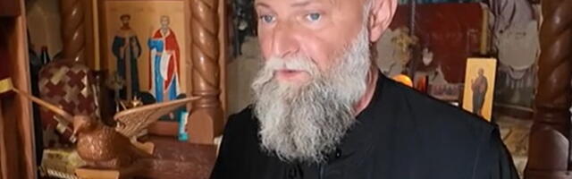 Otac Jovan već 16 godina živi kao isposnik u Boki Kotorskoj: Bez ijednog prozora vreme provodi u molitvi, a društvo mu prave samo dva galeba (foto)