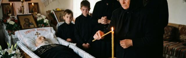 ŠTA PRVO UČINITI KADA NEKO U KUĆI PREMINE: Mnogi ne znaju prvi korak, a sve počinje jednim važnim činom
