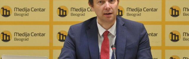 CLS: Još 77 miliona za info table u Beogradu!