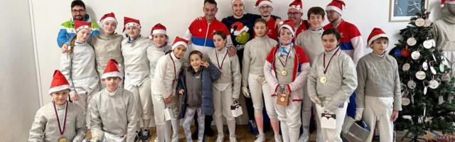 Mačevaoci iz Slovenije doneli 10 medalja u Leskovac