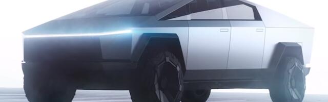 Šutnuo je Teslu Cybertruck: Ubrzo je zažalio zbog toga (VIDEO)