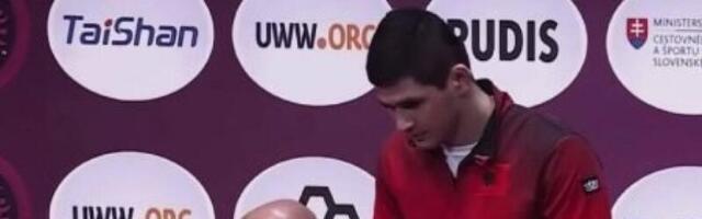 IZDAO RUSIJU I ODABRAO ALBANIJU: Ovo mu se desilo kada je od Rusa primao zlatnu medalju na Evropskom prvenstvu (VIDEO)