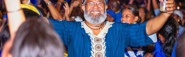 NOĆ KADA JE FUDBAL ZAUSTAVIO UBIJANJE! Ulične bande vladaju državom, širi se kolera, škole ne rade! Selektor im nije kročio u zemlju - a oni idu na Mundijal!