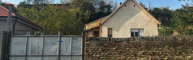 SUPRUŽNICI KOJI SU STRADALI U POŽARU SU KOMŠIJE VELJKA RAŽNATOVIĆA: On bio harmonikaš, susedi otkrile detalje: Na 20 metara su od njih! (foto)