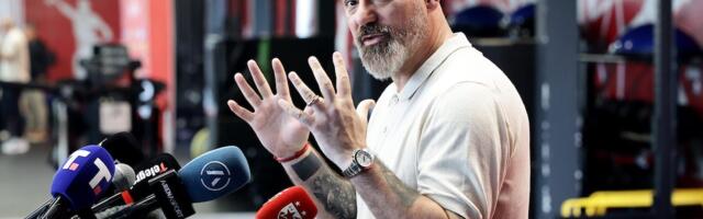 Stanković o prelaznom roku: Crvena zvezda uvek čuva neku bombu ili keca u rukavu