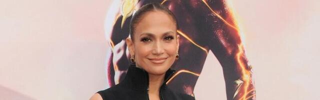 Peaches & Cream: Pastelni manikir Dženifer Lopez postao je naša nova opsesija