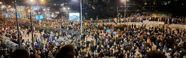 Berliner cajtung o napetostima pred 1. novembar: Srbija bi svakog trenutka mogla da pukne