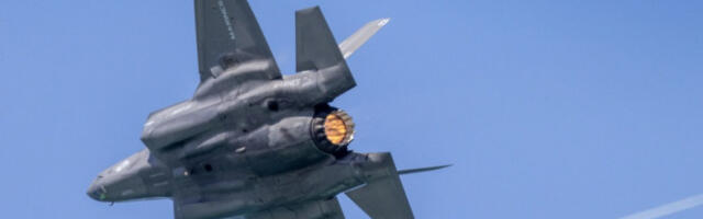 Потрага за америчким пилотом, Иран нуди награду