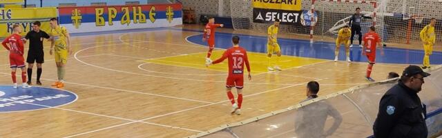 Neočekivani poraz futsalera pred početak play off-a: KMF Vranje - Ekonomac 1:4 FOTO/VIDEO