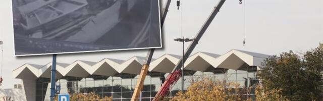 TRENUTAK KOJI JE ZAVIO SRBIJU U CRNO: Snimak pada nadstrešnice Železničke stanice Novi Sad ledi krv u žilama! (UZNEMIRUJUĆ VIDEO)