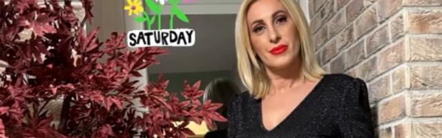 "Ima ljubavnicu 15 godina" Poznati pevač živi sa drugom, a bivša se sada provodi: Crveni karmin i uska haljina