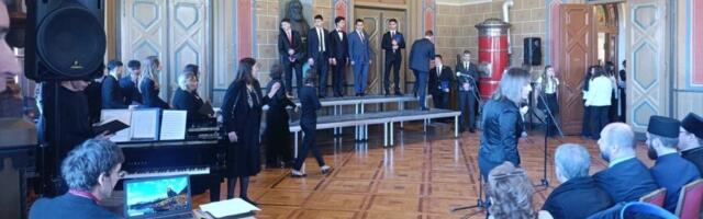 Hor učenika Karlovačke gimnazije napuštanjem priredbe pokazao obraz i kičmu: „Mladi ne praštaju i ne pristaju na nasilje“