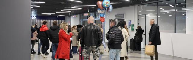 Gledate rakete i olupine kako padaju oko vas: Er Srbija dovezla 274 Srba - Reči ovog dečaka kidaju dušu