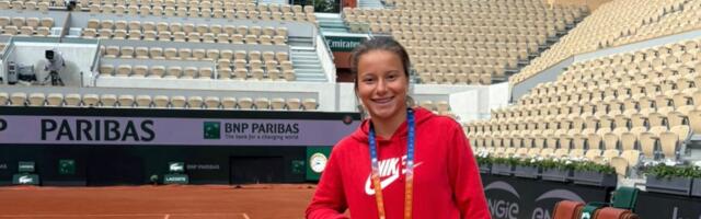 Mlada niška teniserka u drugom kolu Rolan Garosa
