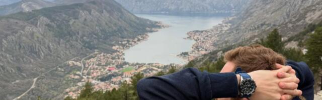 POPULARNI GLUMAC PONOVO U CENTRU SKANDALA! Krišom snimao razgovore sa socijalnim radnicama, sve isplivalo na videlo