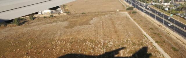 Украјински Ан-124 транспортовао америчке војне камионе