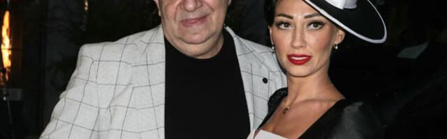 "ON JESTE DEDA..." Pevačica se udala za 30 godina starijeg kompozitora, imaju dete, a ovo je razlog zašto ne žive zajedno... Iskrena ispovest