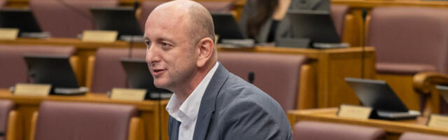 Грађани Зете поручили Милану Кнежевићу: Не напуштај власт